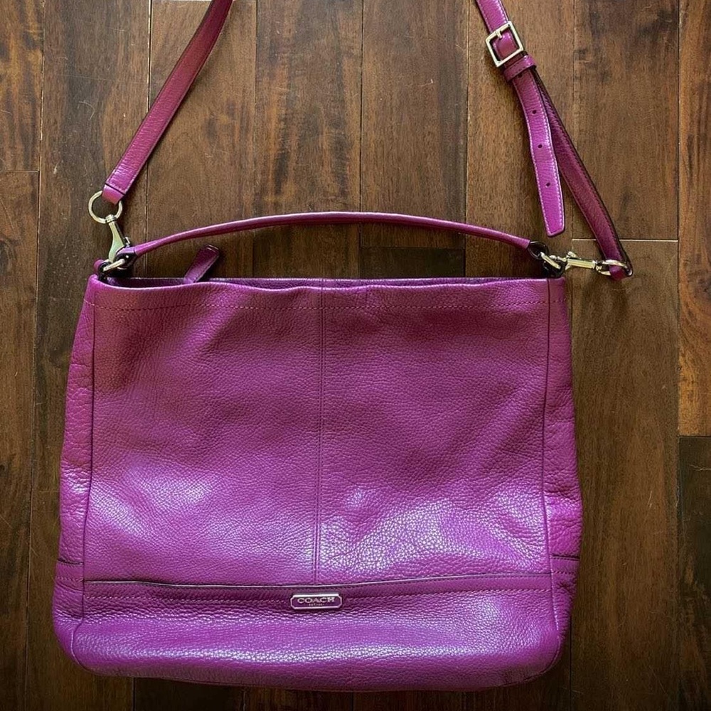 Coach shoulder bag